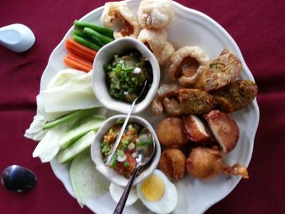 ร้านอาหาร ครัวศิลปาชีพ