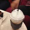 ลาเต้เย็น ที่ ร้านอาหาร Cupcake Love Siam Paragon