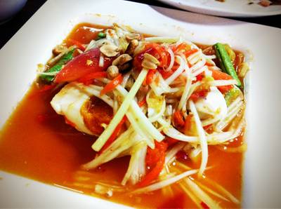 ส้มตำไข่เค็ม ที่ ร้านอาหาร ไก่ย่างโคราช พุทธมณฑลสาย 4