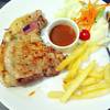 ร้านสเต็ก ราคาไม่แพง รสชาติใช้ได้ มีหลายสาขา ^^~  ที่ ร้านอาหาร Santafe Steak Fashion Island