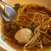 เส้นเล็กชิ้น เนื้อเปื่อย ที่ ร้านอาหาร วัฒนาพานิช ก๋วยเตี๋ยวเนื้อ