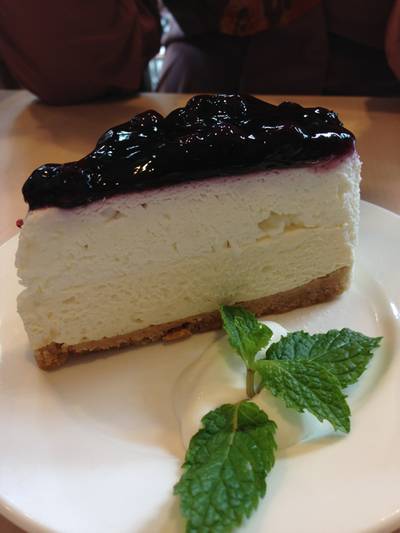 Blueberry Cheesecake ที่ ร้านอาหาร After You Dessert Cafe J Avenue