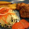 สเต๊กไก่ตะไคร้ หอมและจัดจ้าน ที่ ร้านอาหาร ท่าพระจันทร์