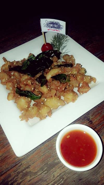 เอ็นไก่ทอด แหล่มเลย ที่ ร้านอาหาร Fun Fact