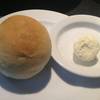 ขนมปังกะเนยสดคะ  ที่ ร้านอาหาร Greyhound Café สยามเซ็นเตอร์