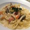 สปาเกตตี้ครีมกุ้ง ก้ใช้ได้คะ ที่ ร้านอาหาร Greyhound Café สยามเซ็นเตอร์