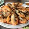 กุ้งเผา ที่ ร้านอาหาร สวนอาหารริมน้ำ