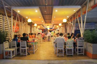 หน้าร้าน ที่ ร้านอาหาร อบอาหร่อย