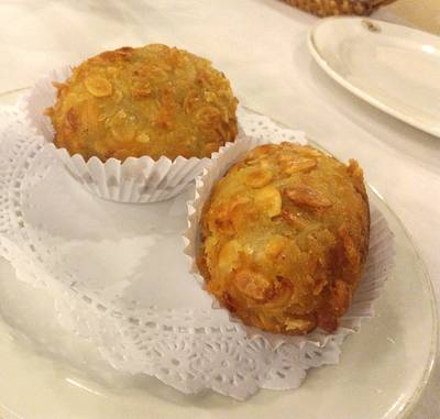 เกล็ดมังกร ที่ ร้านอาหาร Silver Palace