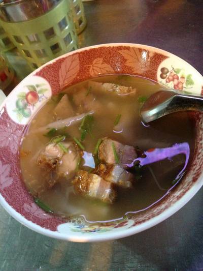ก๋วยจั๊บใส่กระเพาะ+ตับ เจ้าอร่อย ที่ ร้านอาหาร ก๋วยจั๊บ อ้วนโภชนา