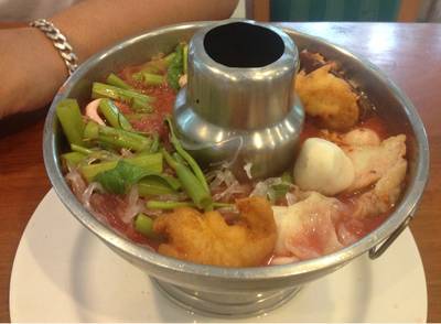 ร้านอาหาร ชายทะเลบางพระ