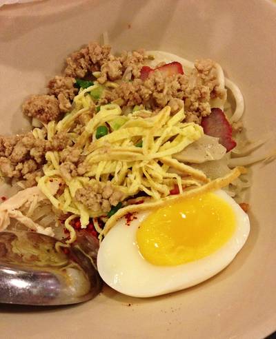 เส้นแเล็กแห้งต้มยำ ที่ ร้านอาหาร ก๋วยเตี๋ยวไข่ย้อนยุค Central Bangna เส้นแเล็กแห้งต้มยำ ที่ ร้านอาหาร ก๋วยเตี๋ยวไข่ย้อนยุค Central Bangna