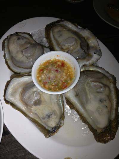 ร้านอาหาร มุมอร่อย ศรีราชา