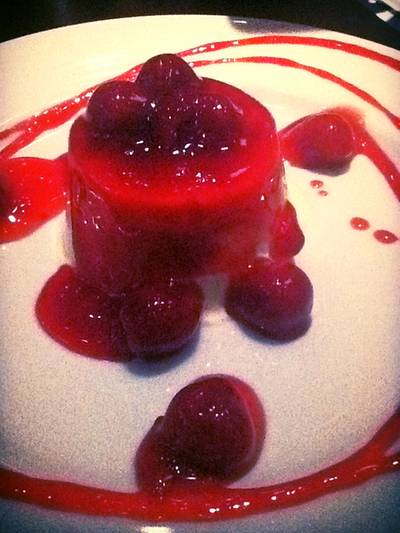 Pannacotta ที่ ร้านอาหาร Wine I Love You CDC Pannacotta ที่ ร้านอาหาร Wine I Love You CDC