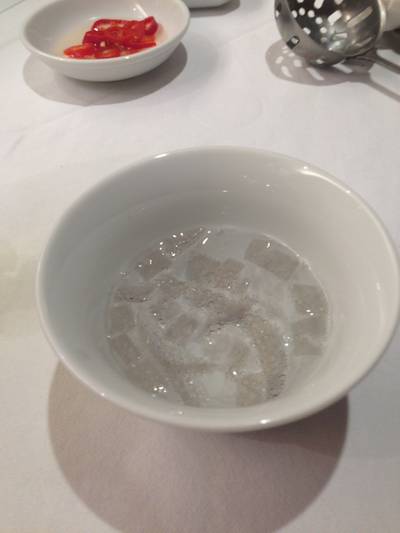 เลือดกุ้งมังกรผสม สไปร ที่ ร้านอาหาร ภัตตาคารแชงกรีล่า เลือดกุ้งมังกรผสม สไปร ที่ ร้านอาหาร ภัตตาคารแชงกรีล่า