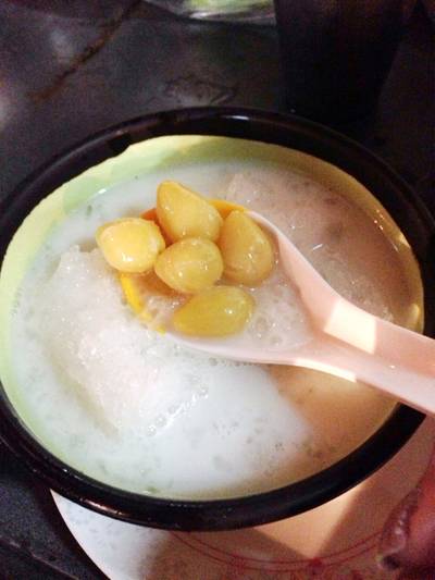 แปะก้วยนมสด มีขมบ้างนิดๆ ที่ ร้านอาหาร Sweet Time