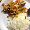 ปลาหมึกผักไข่เค็ม ที่ ร้านอาหาร ร้านพี่ต้อย (โต๊ะสแตนเลส)