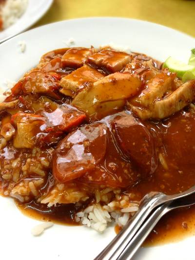ร้านอาหาร ข้าวหมูแดงสีมรกต