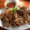 เป็ดพะโล้ ขานนี้ผมชอบเลือดครับนุ่มๆ ที่ ร้านอาหาร ร้านอาหารริมคลองน้ำอ้อม