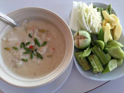 เนื้อปูหลน ที่ ร้านอาหาร กุ้งเต้น ราชพฤกษ์
