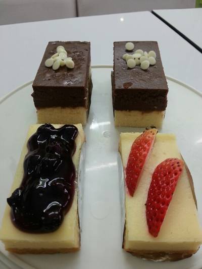 Cheese Cake แบบใหม่ แสนอร่อย รอเสิร์ฟ ที่ Fresh&Taste ครับ{^_^} ที่ ร้านอาหาร Fresh & Taste