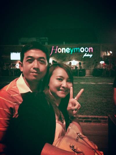 มาครั้งแรก บรรยากาศ ชิล ชิล ดีนะคับ ที่ ร้านอาหาร Honeymoon