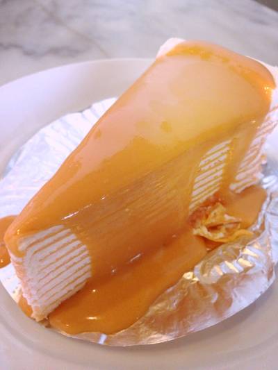 เครปเค้กชาเย็น ที่ ร้านอาหาร ครัวดอกไม้ขาว