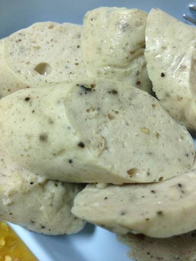 หมูยอพริกไทยดำ ที่ ร้านอาหาร คุณแดงก๋วยจั๊บญวน