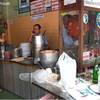 บรรยากาศ ที่ ร้านอาหาร ข้าวหมูแดงสีมรกต