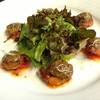 สลัดกุ้งปาปริก้าซอสบาลเซมิคน้ำผึ้ง ที่ ร้านอาหาร Niche Cafe' The Nine The Nine