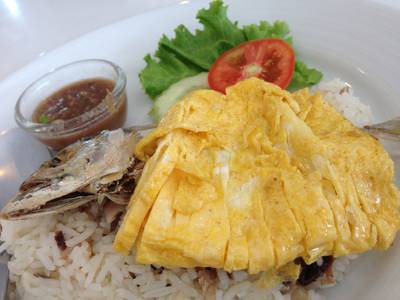 ร้านอาหาร บ้านกลางซอย (ซอยสวนอ้อย)