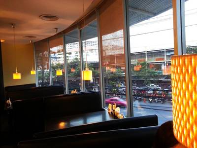 ในร้านชั้น2 บรรยากาศเงียบน่านั่ง ที่ ร้านอาหาร Ootoya J Avenue