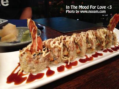 happy but guilty ที่ ร้านอาหาร In the Mood for Love: Sushi Bar & Bistro
