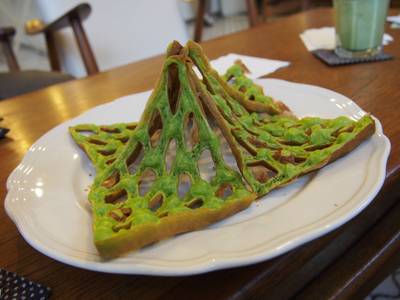 ใครๆก็สั่ง เอาซะหน่อย Library Waffle ที่ ร้านอาหาร Library พระราม 9