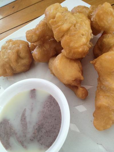 ปาท่องโก๋ ไม่ร้อนเซ็ง ที่ ร้านอาหาร บ้านถั่วเย็น ปาท่องโก๋ ไม่ร้อนเซ็ง ที่ ร้านอาหาร บ้านถั่วเย็น