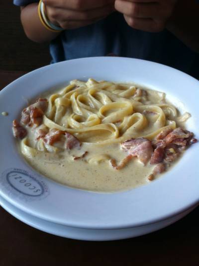 ร้านอาหาร Scoozi The Oasis Branch