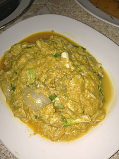 เนื้อปูผัดผงกระหรี่ ที่ ร้านอาหาร อบอร่อย