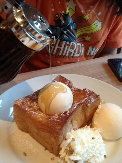 Shibuya Honey Toast ที่ ร้านอาหาร After You Dessert Cafe Crystal Park
