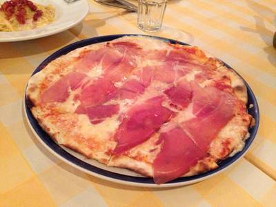 ร้านอาหาร Pizzeria Limoncello ร้านอาหาร Pizzeria Limoncello
