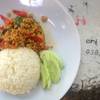 กระเพราธรรมดานี่แหละ  ที่ ร้านอาหาร SKETCH BOOK Art Café 