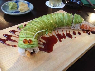 Caterpillar ที่ ร้านอาหาร In the Mood for Love: Sushi Bar & Bistro