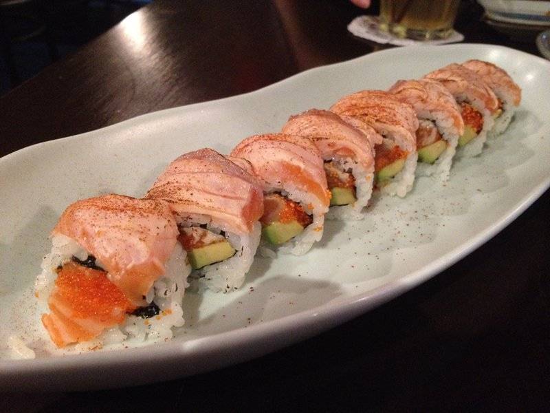 Very salmon (340.-) ที่ ร้านอาหาร In the Mood for Love: Sushi Bar & Bistro