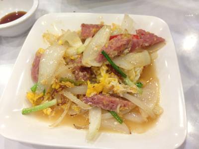 แหนมผัดไข่ ที่ ร้านอาหาร ครัวอัปษร สาขา 2 (เสาชิงช้า)