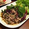ลาบหมู ที่ ร้านอาหาร ยอดลาบเป็ดอุดร พระราม 9