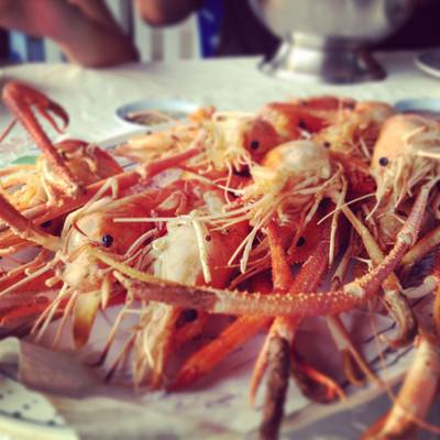 กุ้งเผา ที่ ร้านอาหาร ปรีชา ซีฟู้ด กุ้งเผา ที่ ร้านอาหาร ปรีชา ซีฟู้ด