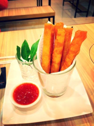 ร้านอาหาร โต๊ะเตี๋ยวตุ๋น