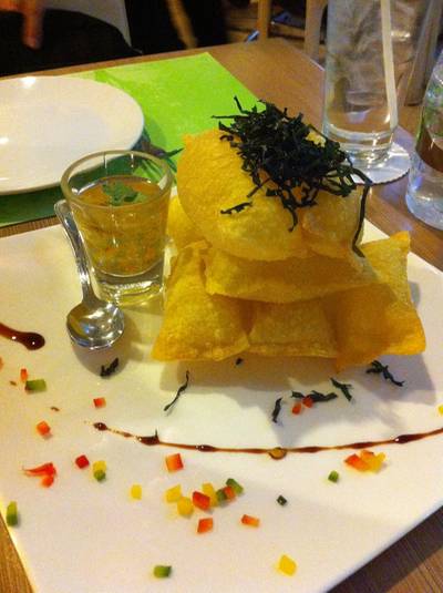 เกี๊ยวห่อชีส ที่ ร้านอาหาร Secret Garden สาทร