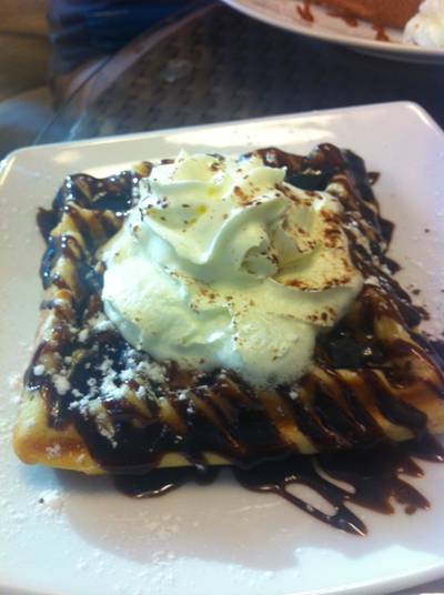 Waffel ที่ ร้านอาหาร กาแฟบ้านบางอ้อ