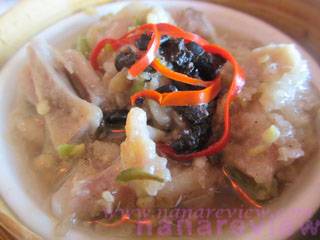 ซี่โครงหมูนึ่งเต้าซี่ ที่ ร้านอาหาร ซิน เทียน ตี้ Crowne Plaza Bangkok Lumpini Park