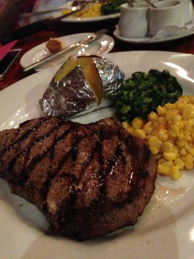 Us. Ribeye ที่ ร้านอาหาร Neil's Tavern Restaurant (Steak House) ร่วมฤดี Us. Ribeye ที่ ร้านอาหาร Neil's Tavern Restaurant (Steak House) ร่วมฤดี